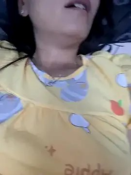 Baby-sexytits18 on StripChat 