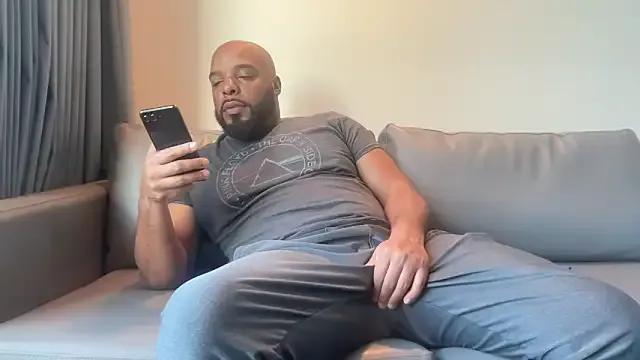 Bbcfun44 on StripChat 