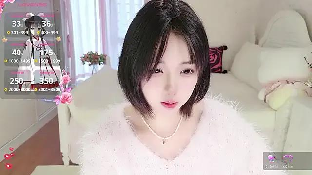 Bella-ox on StripChat