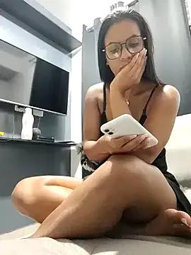 Bella_Anjoss on StripChat 