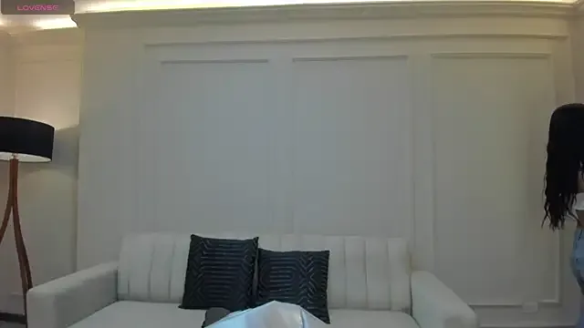 BellaConnorX on StripChat