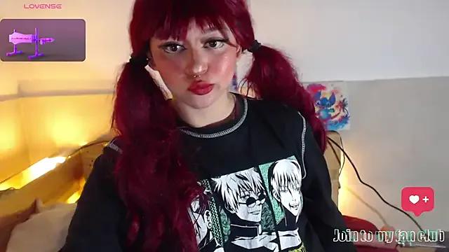 Bitsy_Messy on StripChat