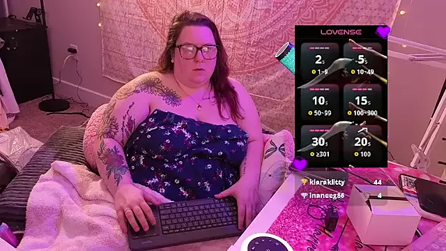 brookenicole3003 on StripChat