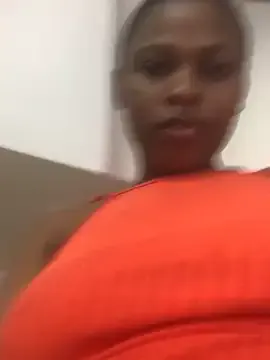 Bubbles156 on StripChat