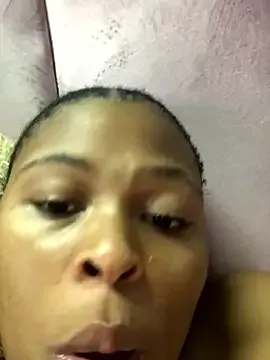 Bubbles156 on StripChat