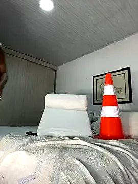 Bustykeyla on StripChat