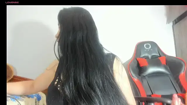 cami_hot_tits