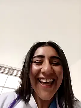 CAROLINE__07