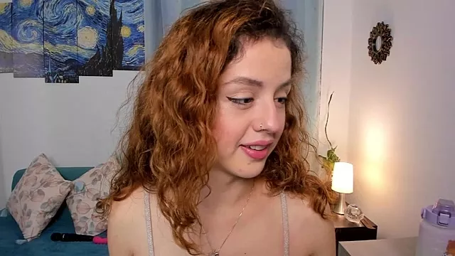 Cassandra_Caiin on StripChat