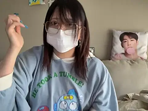 chaco_ on StripChat
