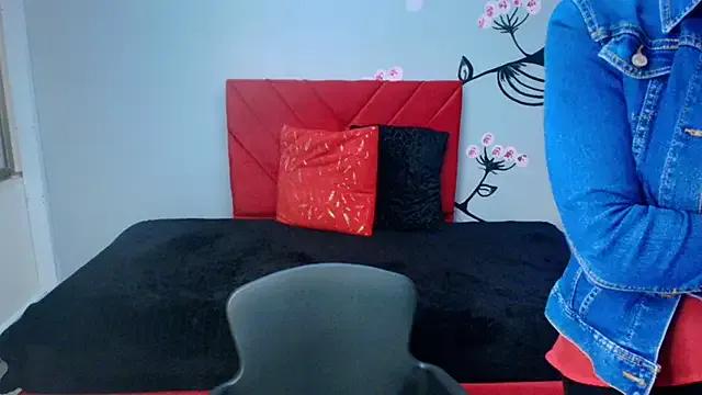 Charlotte__Gray — MAKE ME VIBRATE+RUB MY CLIT