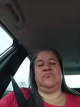 CheekySnowQueen_69 on StripChat