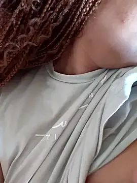 curvybigassqueen model from sc