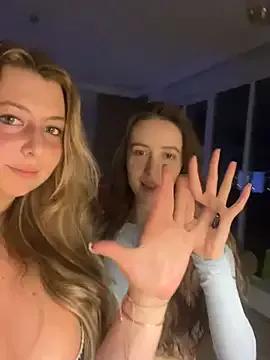 curvyflawless on StripChat