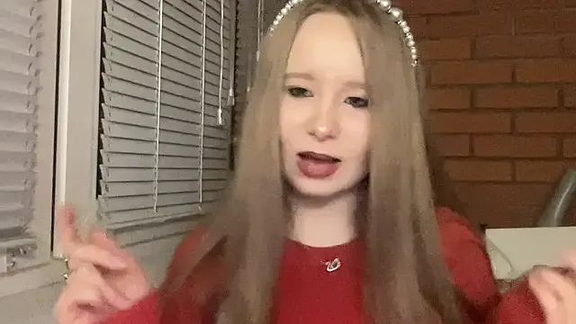 cutefoxieee model from sc