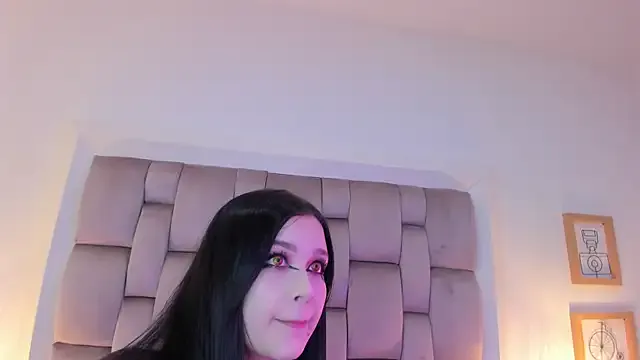 Dannika07 on StripChat