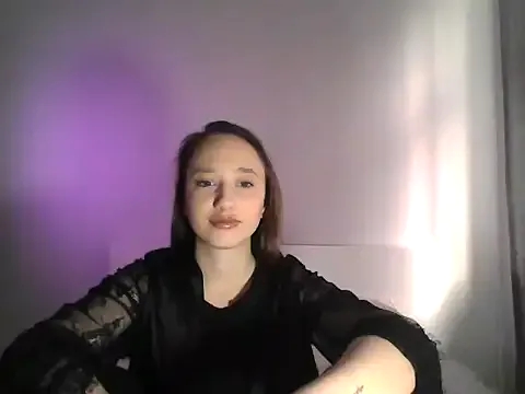 DarkMirel model from StripChat