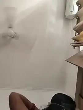 Desi_seductress model from sc