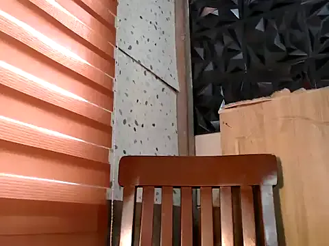 Devine_Lustfullqueen69 model from sc