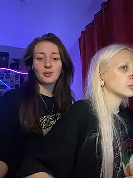 Dooubletroublee on StripChat 