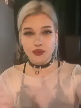 DriveThruDolls on StripChat