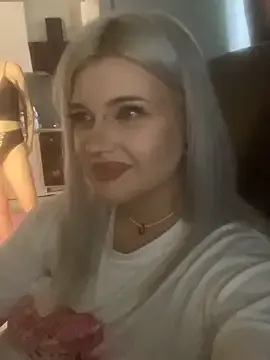 DriveThruDolls on StripChat