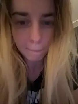 ellieen — Dildo blowjob