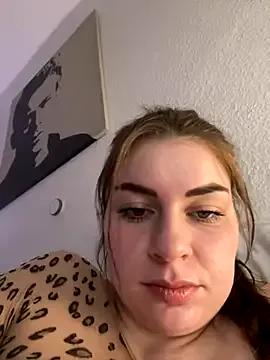 EllyNora on StripChat 