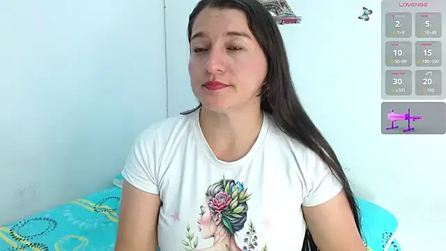 Emelyross_ on StripChat