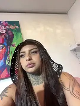 EmilyMoore_Pink's avatar