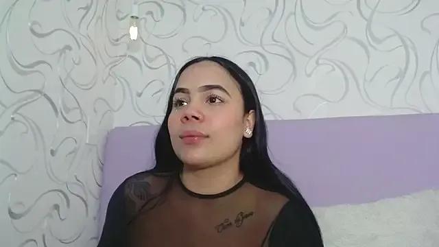 EmilyQueen3x — Squirt