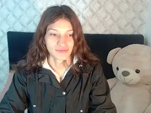 Emma-Wilson on StripChat