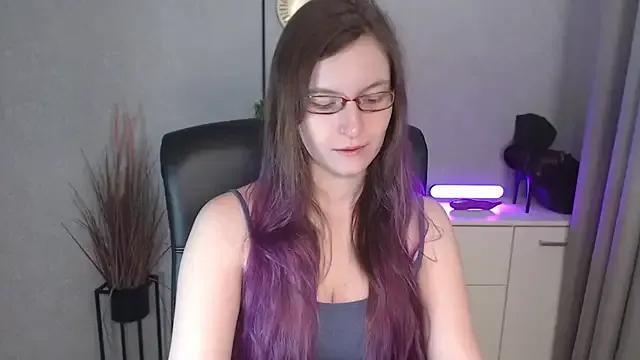 emmaxDelight's avatar