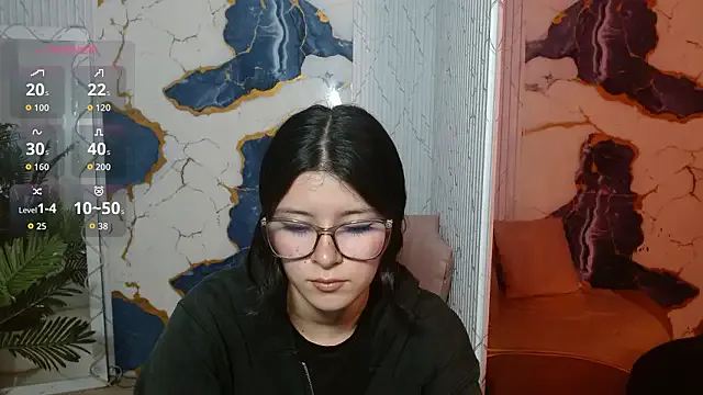 Emy_Tay model from sc