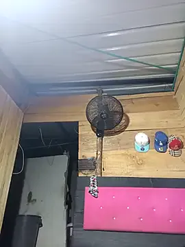 Emyli_Liam model from sc