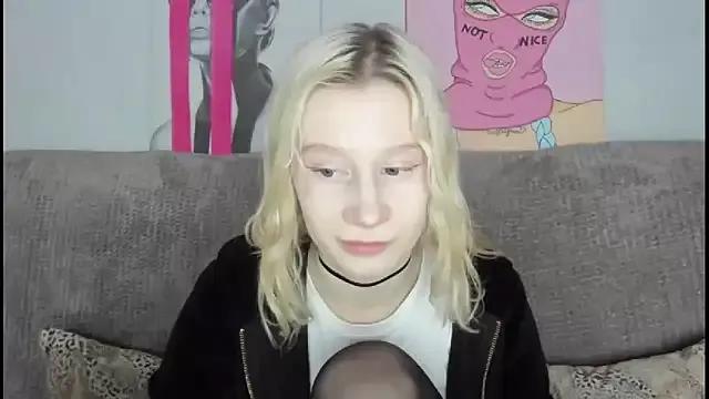 EnigmaSee — white tights!