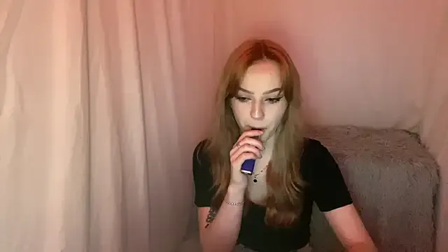 EvaKapnist model from StripChat