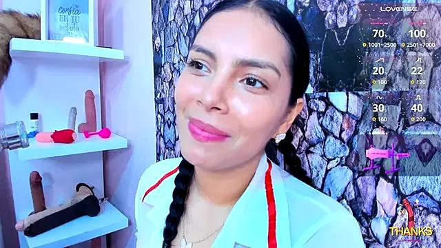 evelinn_belen on StripChat 