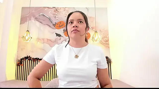 EvelynSweet1 on StripChat