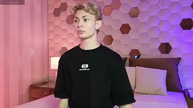 Even_Vrot on StripChat