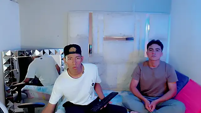 Exotic_twinks_ model from sc