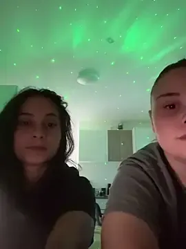 FemmeAffair on StripChat