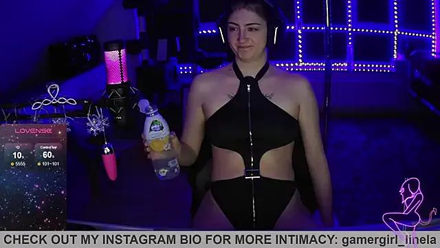 Gamergirl-Linela — LT Gets Shower Video