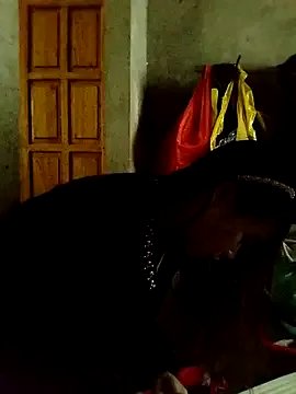 gugu0022 on StripChat 