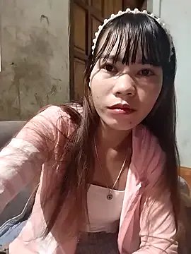 gugu0022 on StripChat 