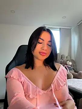 HannaBeckett — Get naked and tease you