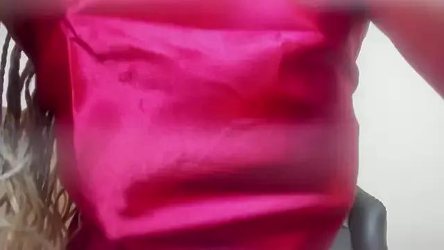 Hannagarces on StripChat 