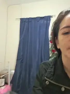 Hanny_24 on StripChat 