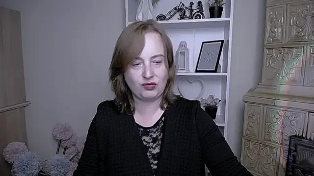 HelenFl on StripChat