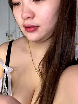 helo-kitty — Freechat on StripChat